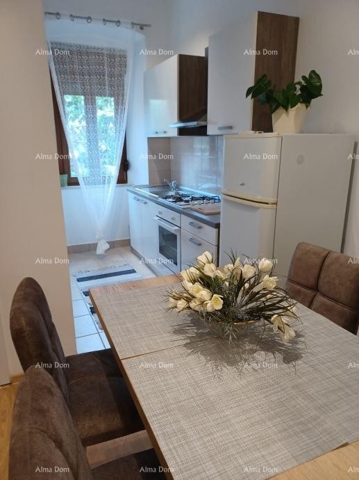 Pula, appartamento con 2 camere nel centro, 31 m² + terrazza e giardino 10