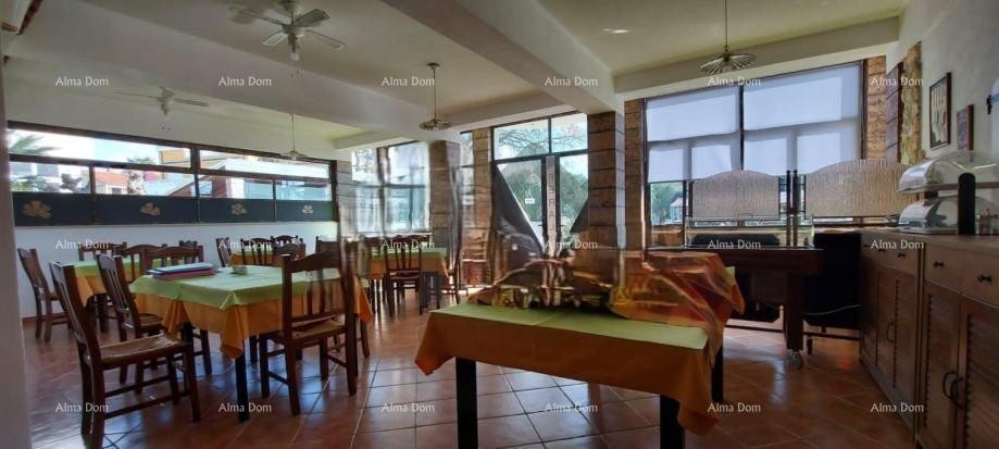 Rovinj – stambeno-poslovna zgrada s uhodanim poslovanjem 2