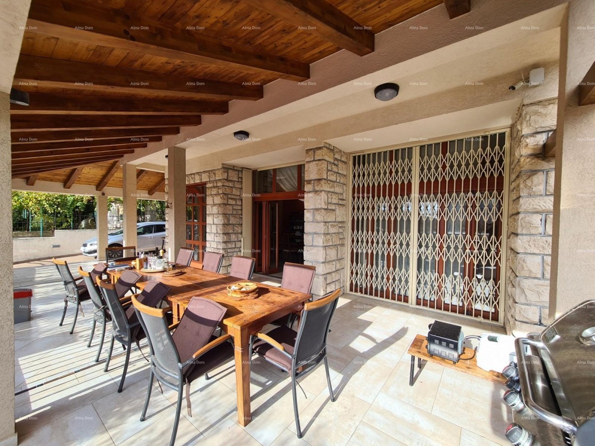 Пула. Зеленикa! Самостоятельный дом! 50 метров до пляжа! Вид на море! 47