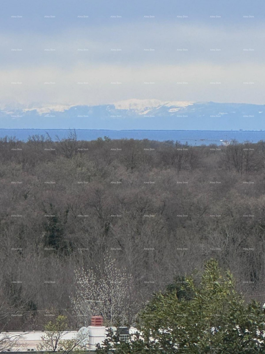 Construction land 3,800 m² with sea view 3