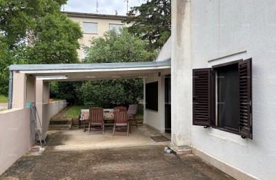 PULA - hiša na odlični lokaciji (2 ločena prostora)