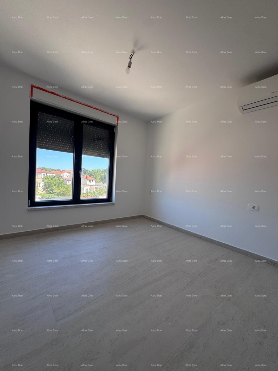 Prodaja stanova u izgradnji, Valbandon! Doetažni stan. Blizina plaža. 17