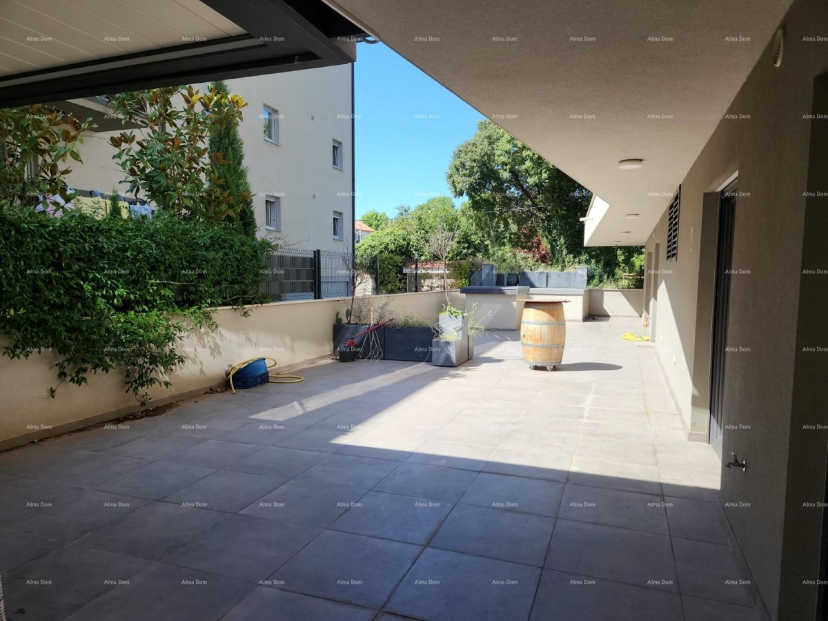 STOJA Современная квартира с террасой 80 м², в 100 м от моря в Пуле! 12