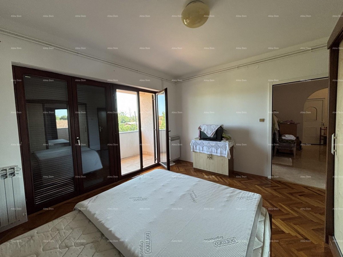 VALBANDON - Kuća s dva stana – idealna za obiteljski život ili investiciju 22